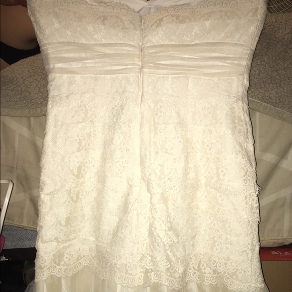 Db Studio wedding dress 10 - Picture 6 of 11